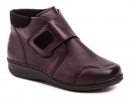 Damen-Winterwanderschuhe mit Klettverschluss, aus echtem Naturleder in Kombination mit Synthetikmaterial, isoliert mit Kunstfell.