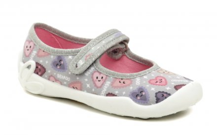Sommerliche Freizeit- und Schlupfschuhe für Kinder mit Klettverschluss, aus Textilmaterial.