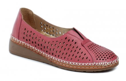 Damen-Sommer-Wanderschuhe Typ Mokassins. Das Schuhwerk ist aus echtem Naturleder gefertigt.