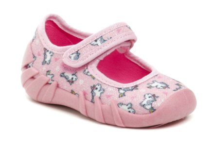 Sommerliche Freizeit- und Schlupfschuhe für Kinder mit Klettverschluss, aus Textilmaterial.