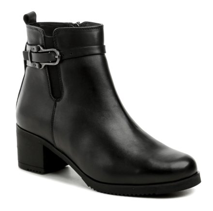 Winterwanderschuhe für Damen mit mittlerem Absatz und Reißverschluss. Der Schuh ist aus echtem Naturleder gefertigt und innen mit weichem Filz gepolstert.
