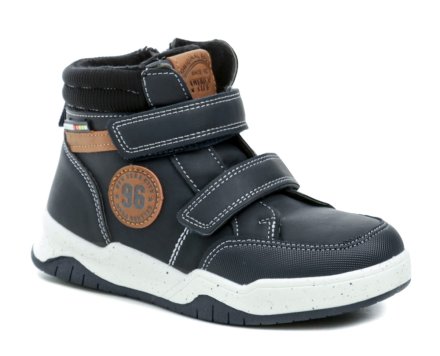 Winterwanderstiefel mit normalem Reißverschluss und 2 Klettverschlüssen, aus einer Kombination von synthetischem und textilem Material, isoliert mit einem weichen, pelzigen Textilfell.