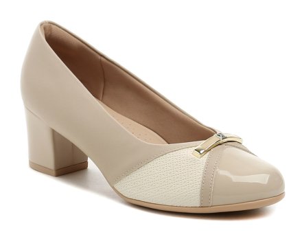Ganzjährige Damen-Wanderschuhe mit mittlerem Absatz, aus hochwertigem Synthetikmaterial mit bequemer Innensohle. Spezielle BUNION-Behandlung - weiches Material im Zehenbereich.
