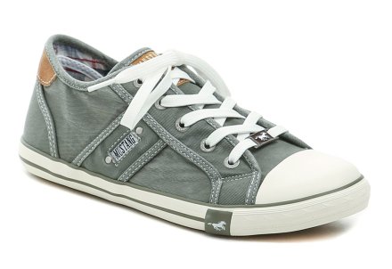 Sommerliche Freizeit-Wanderschuhe mit Schnürsenkeln, aus Textilmaterial.