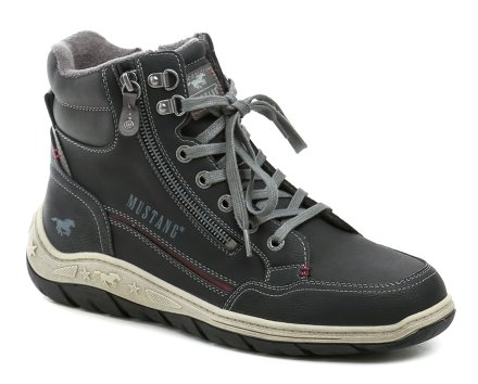 Herren-Winterstiefeletten mit Schnürsenkeln und Reißverschluss. Die Schuhe sind aus synthetischem Material gefertigt und innen mit Textilfutter ausgestattet.