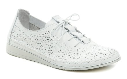 Sommerliche Schnürschuhe für Damen. Die Schuhe sind komplett aus echtem Leder gefertigt.