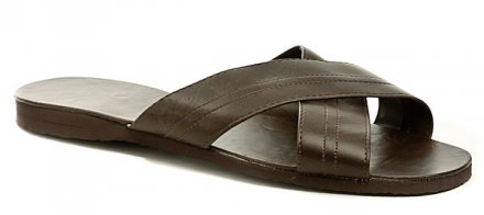 Herren-Hausschuhe zum Hineinschlüpfen für alle Jahreszeiten aus synthetischem Material.