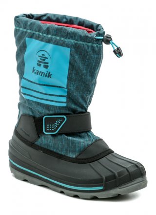 Wasserdichte Kinder-Winterstiefel mit Klettverschluss am Knöchel und Schnürung am oberen Rand des Kragens, aus einer Kombination von Synthetik und Textilmaterial.