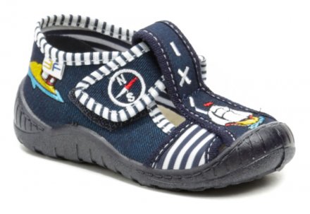 Sommerliche Wander- und Freizeitschuhe für Kinder, aus Textilmaterial mit Lederinnensohle.