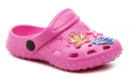 Sommerliche Schlupfschuhe mit einem Riemen um die Ferse oder über den Knöchel, aus synthetischem Material.