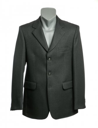 Ganzjahresjacke für Herren im klassischen Einreiherschnitt mit drei Knöpfen.