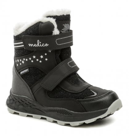 Kinder-Winterstiefel mit zwei Klettverschlüssen, aus einer Kombination von Textil und Synthetik mit einer Membran.